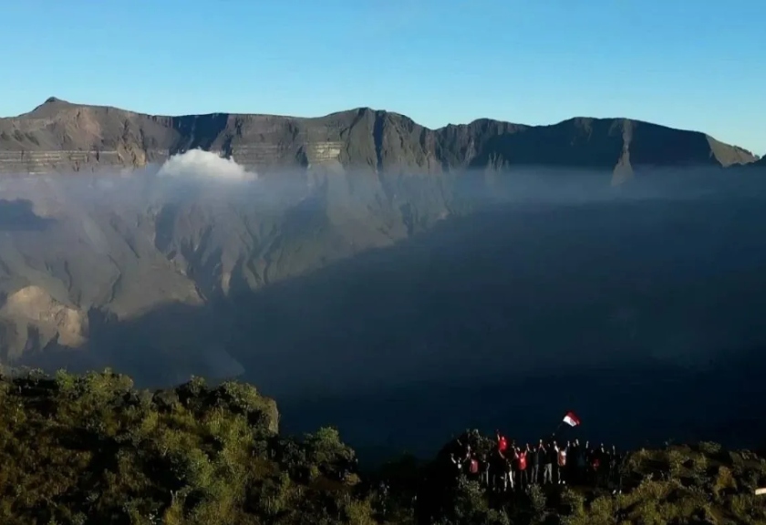 Gunung Tambora di Kabupaten Bima, Nusa Tenggara Barat (NTB). ANTARA/Ady Ardians