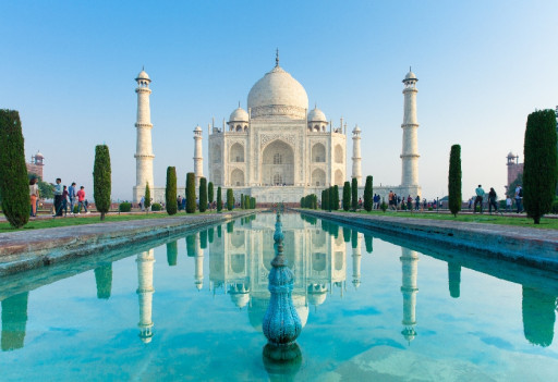 Taj Mahal ikon wisata global tak tergantikan di India.