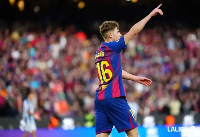 Gelandang Barcelona Fermin Lopez