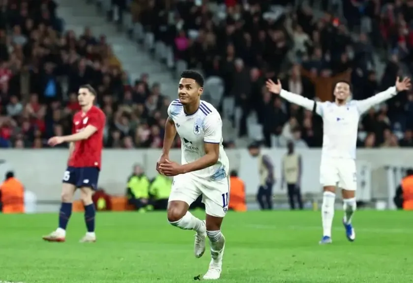 Selebrasi Ollie Watkins 