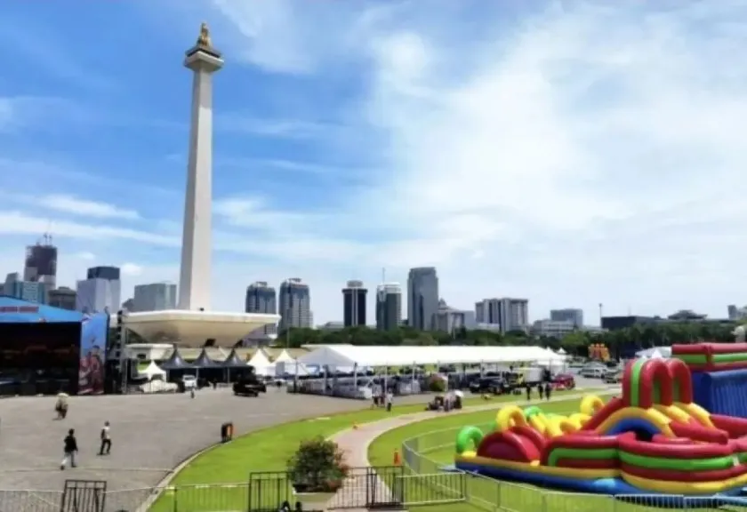 Suasana Monas Jakarta