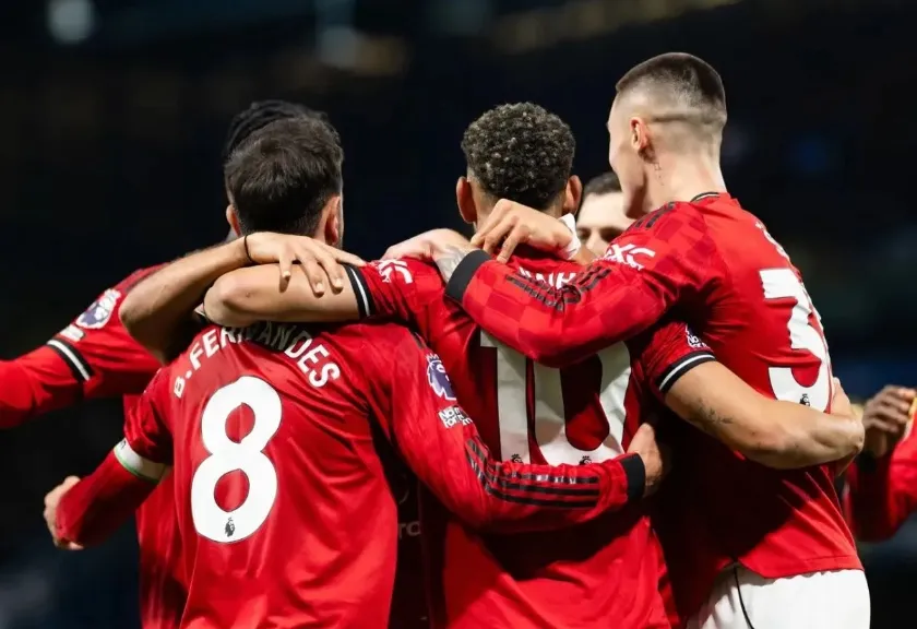 Manchester United mengalahkan Chelsea 
