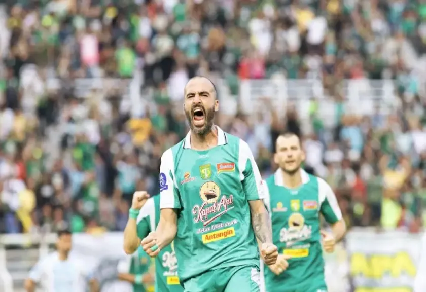 Pemain Persebaya Surabaya Milos Raickovic 