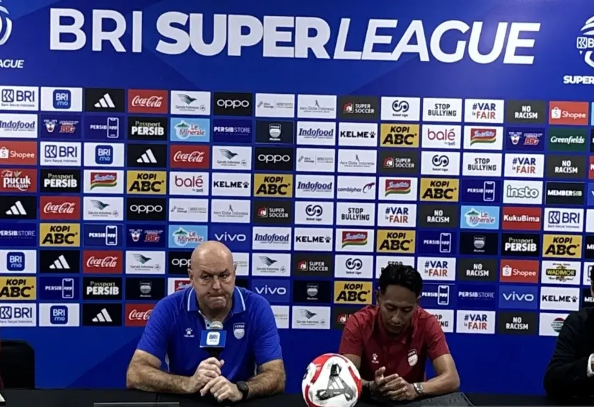 Pelatih Persib Bandung Bojan Hodak