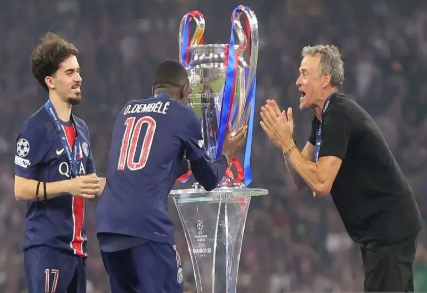 Pelatih Paris Saint-Germain (PSG) Luis Enrique 
