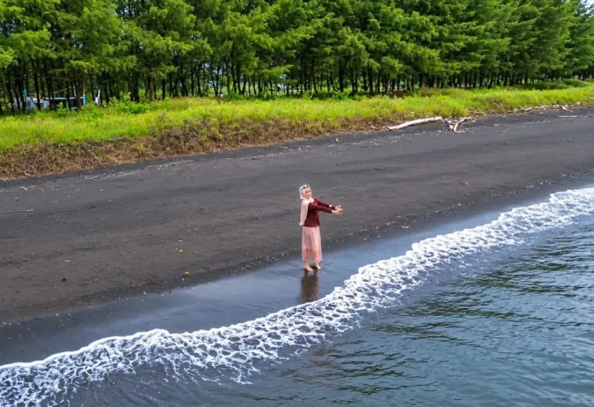 Pantai Duta Paiton di Kabupaten Probolinggo 