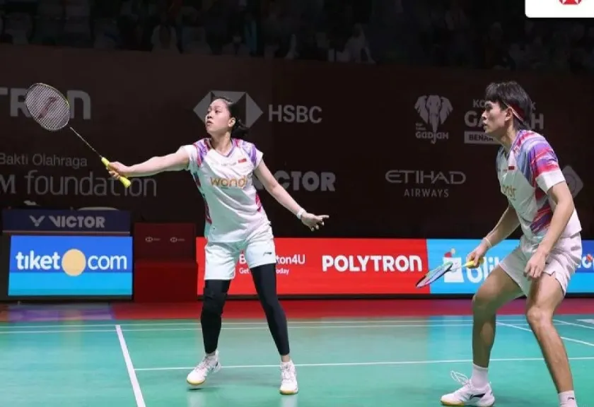 Ganda campuran Indonesia Adnan Maulana/Indah Cahya Sari Jamil