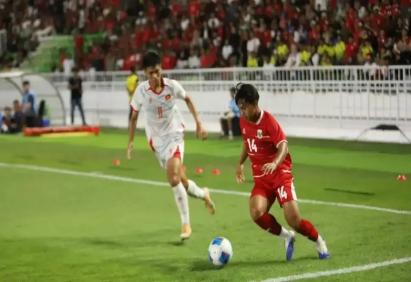 Pemain timnas U19 Indonesia Fabio Azkairawan