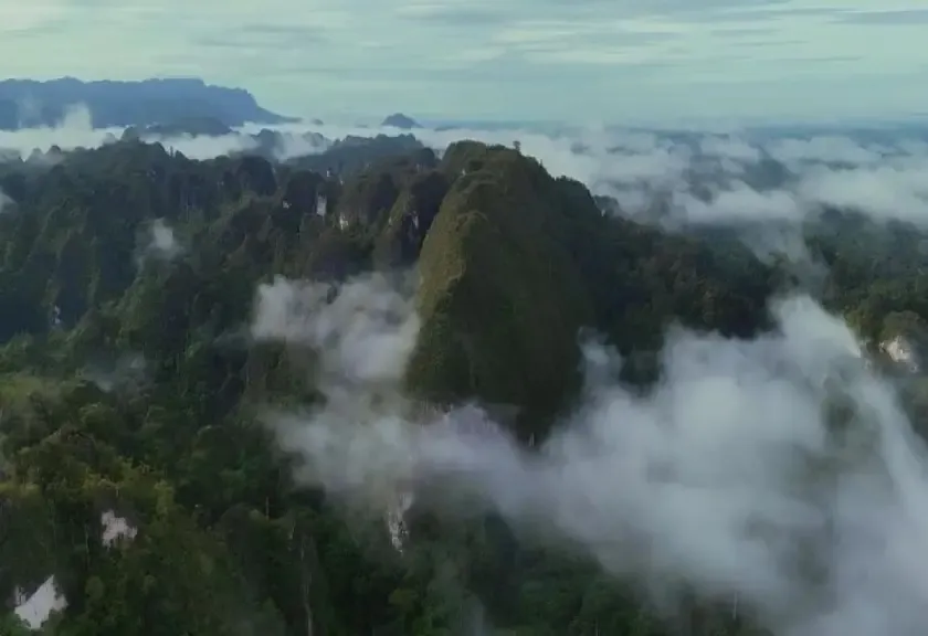 Bentang kawasan karst Sangkulirang-Mangkalihat