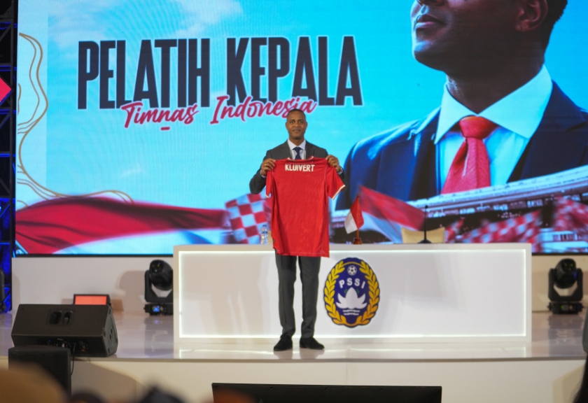 Mantan Pelatih Timnas Indonesia Patrick Kluivert