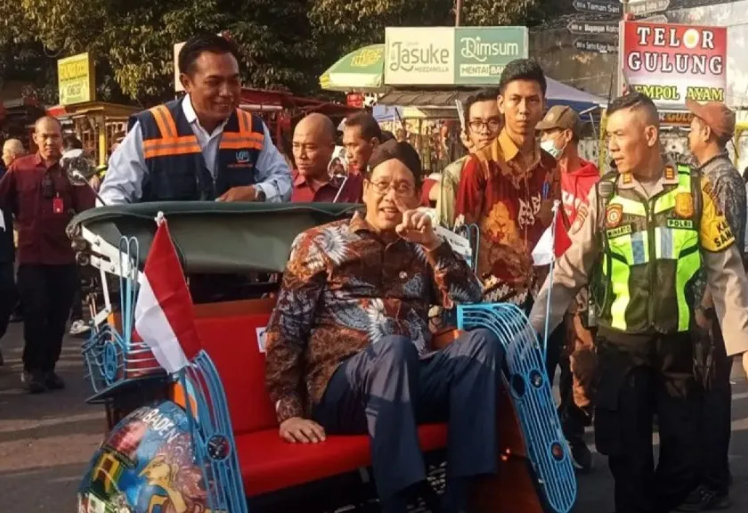 Becak Kayuh Listrik Wisata