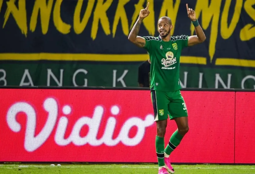 Pesepakbola Persebaya Surabaya Alex Martins