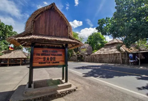 Getting to Know Sade Traditional Village, the Sasak cultural heritage that has now been struck by fire.