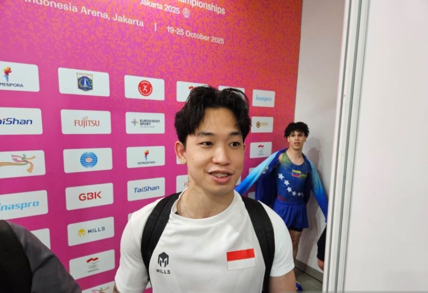 Atlet senam putra Indonesia, Joseph Judah Hatoguan. 