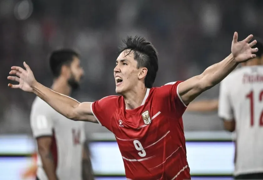 Selebrasi pemain Timnas Indonesia Mitchell Baker