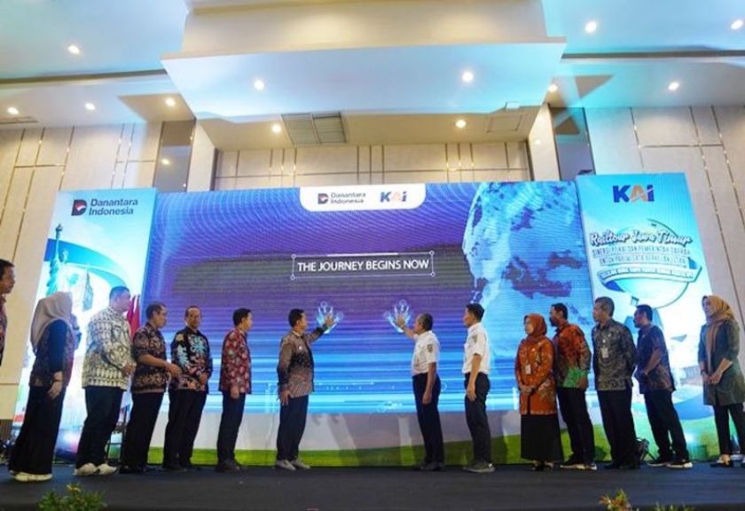 Peluncuran Program Rail Tour Jawa Timur melalui kampanye Keliling Dunia Tanpa Paspor 