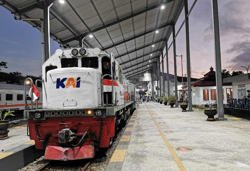 Dok. Transportasi kereta api.