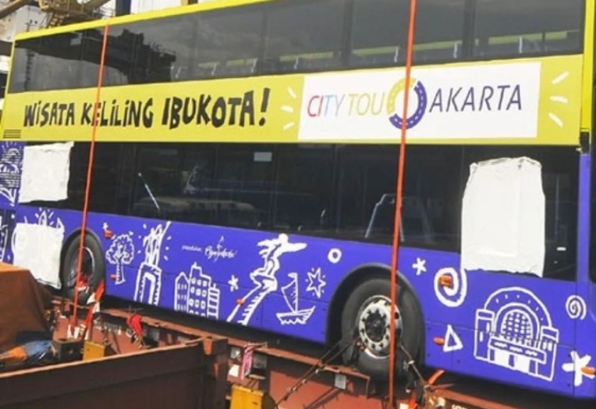 Bus Wisata Jakarta