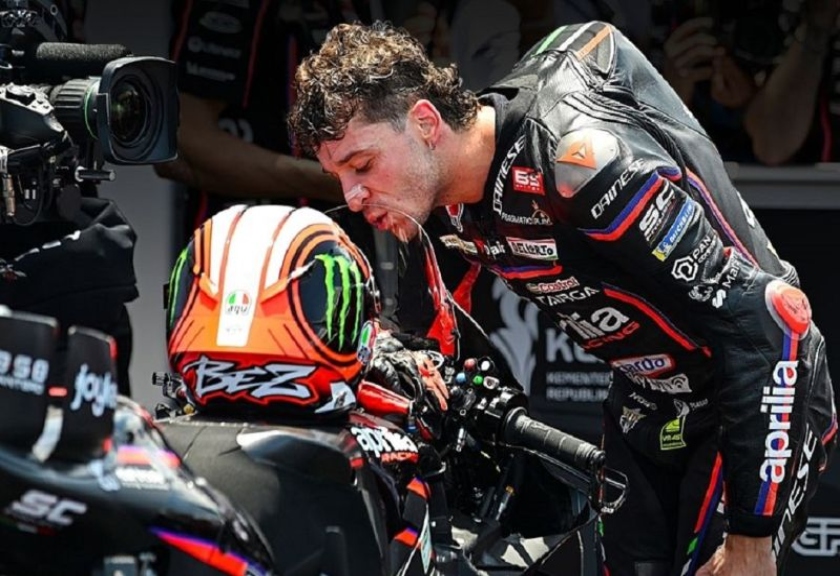 Pembalap Aprilia Racing Marco Bezzecchi 